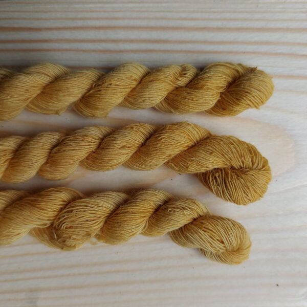 Fine yarn wool 40/2 summer-yellow