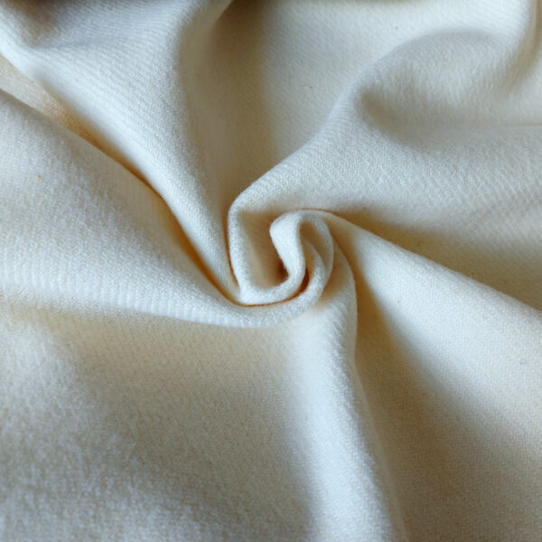 Diagonal twill wool white 430g