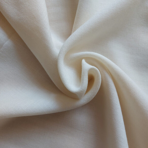Diagonal twill wool white 150g