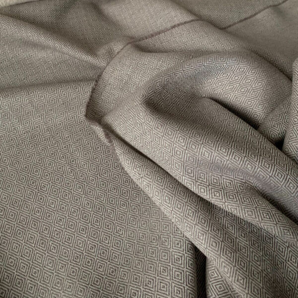 Diamond twill wool grey-bown&white
