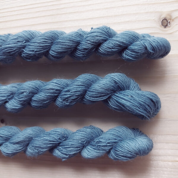 Extra fine yarn wool light-blue