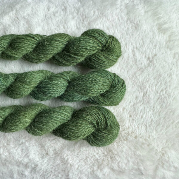 Fine yarn wool-10/2 green 100m