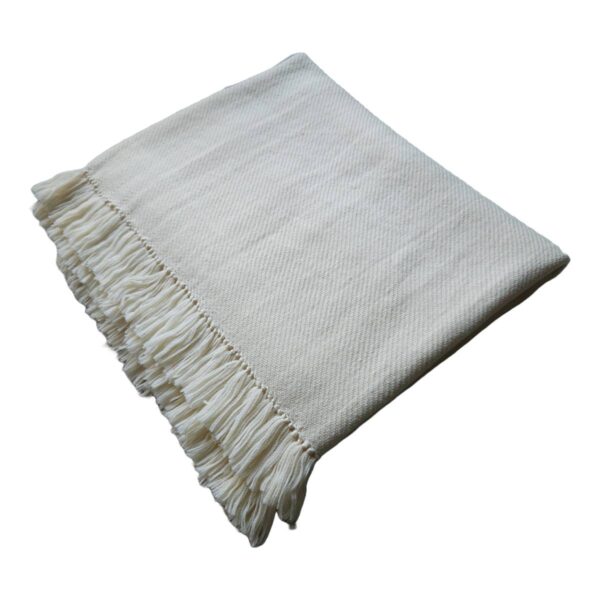 Handwoven blanket/mantle diagonal-twill merino-wool white