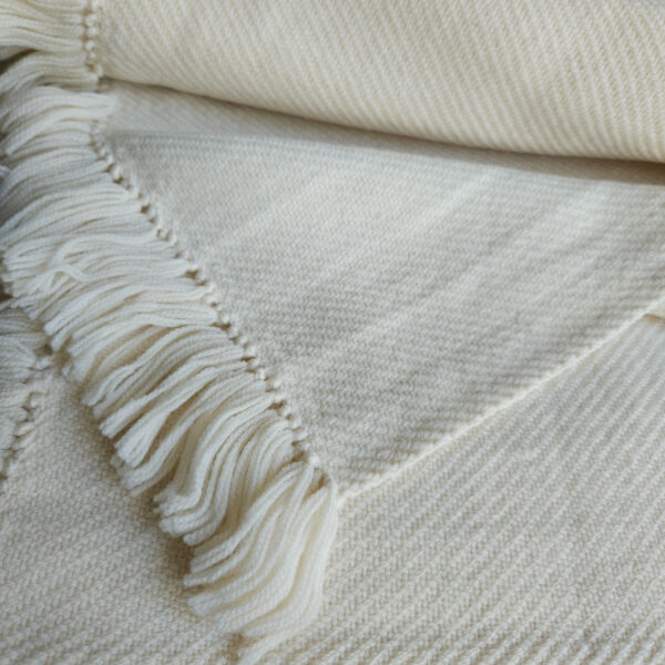 Handwoven throw/mantle diagonal-twill merino-wool white