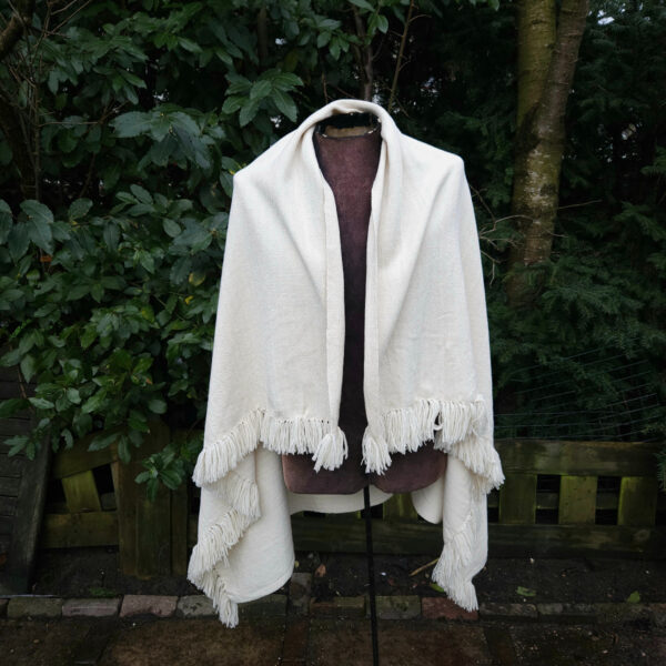 Handwoven throw/mantle plainweave merino-wool white