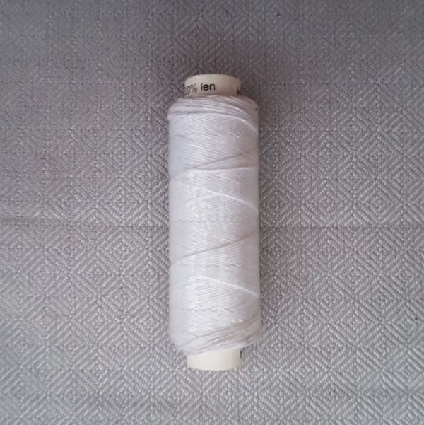 Yarn linen white