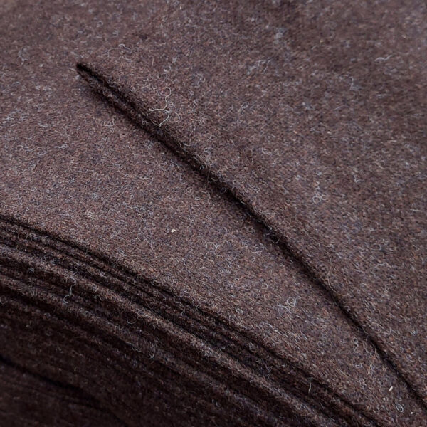 Plainweave wool natural brown