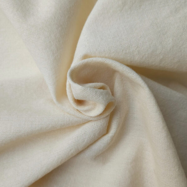 Plainweave wool white 194g