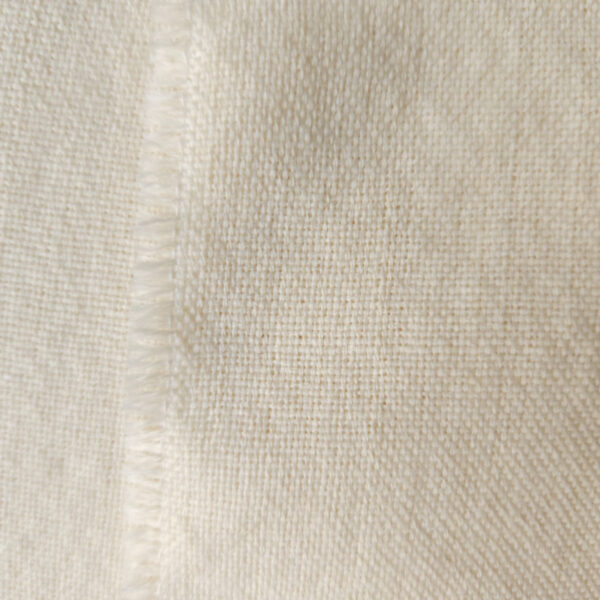 Plainweave wool white 194g