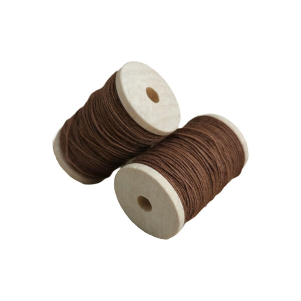 Sewing yarn wool 15/3 brown