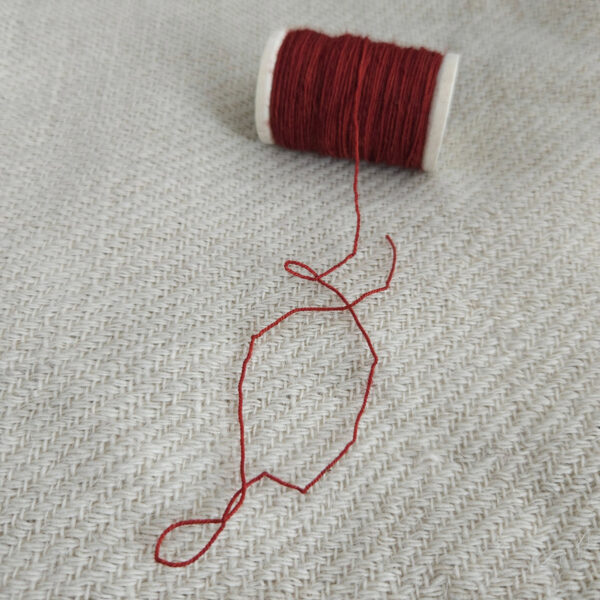 Sewing yarn wool 15/3 dark-red