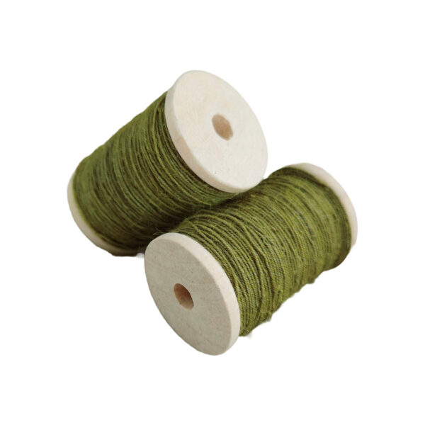 Sewing yarn wool 15/3 lizard-green