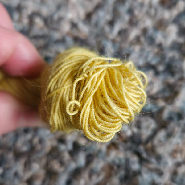 Sewing yarn wool 15/3 yellow-100m