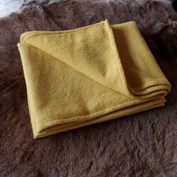 Blanket sturdy wool yellow