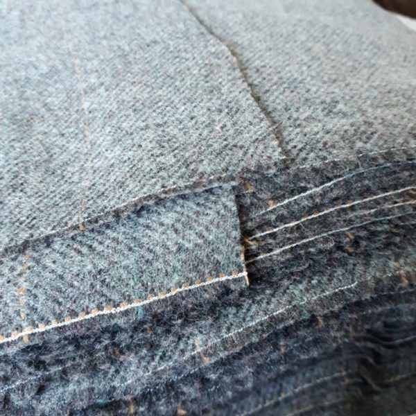 Diagonal twill wool grey&lines