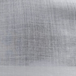 Plainweave wool white 84g