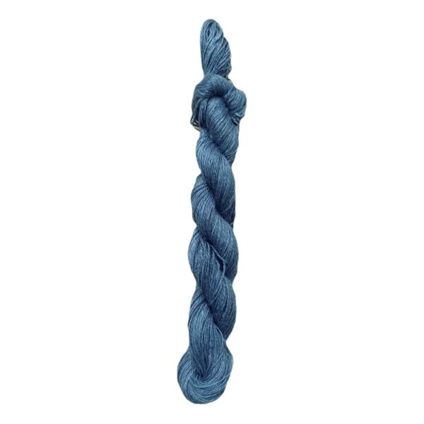 Yarn linen light blue