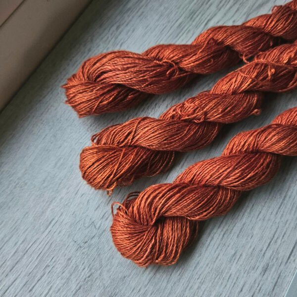 Yarn linen warm orange