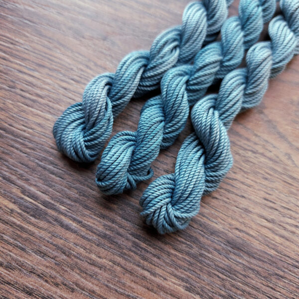 Yarn silk light blue