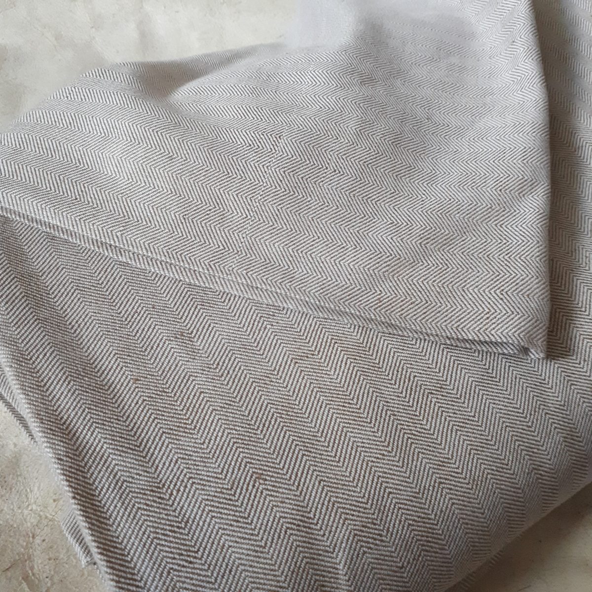 Herringbone linen beige & creme - Historical fabrics - Classic Fabrics